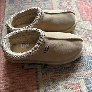 UGG Tasman Slippers